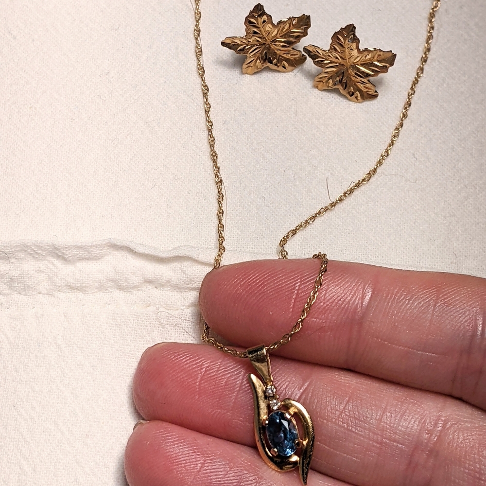 14k necklace and earrings